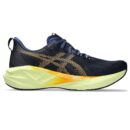 Tênis Asics NovaBlast 5 - Azul Marinho com Verde e Laranja